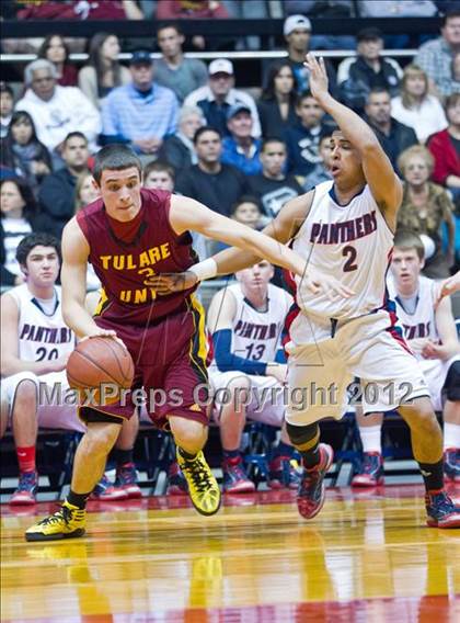 Thumbnail 1 in Tulare Union vs San Joaquin Memorial (CIF CS D2 Final) photogallery.