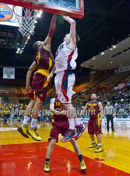 Thumbnail 1 in Tulare Union vs San Joaquin Memorial (CIF CS D2 Final) photogallery.