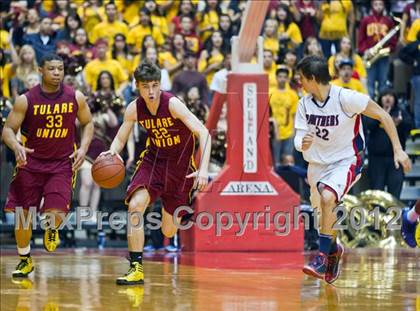 Thumbnail 3 in Tulare Union vs San Joaquin Memorial (CIF CS D2 Final) photogallery.