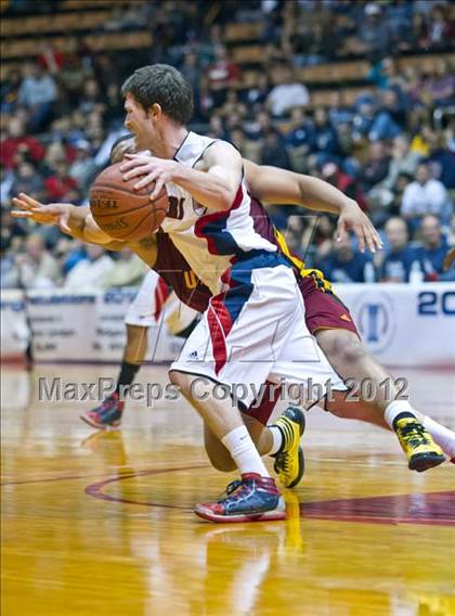 Thumbnail 1 in Tulare Union vs San Joaquin Memorial (CIF CS D2 Final) photogallery.