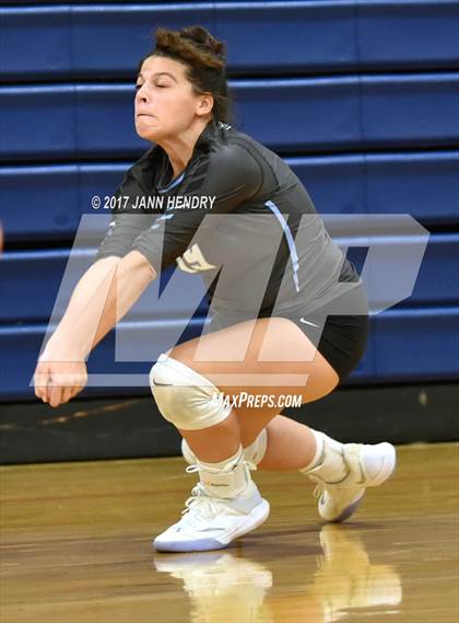 Thumbnail 1 in Kahuku vs Villa Park (Durango Fall Classic) photogallery.