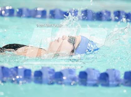 Thumbnail 2 in Warren Woods-Tower vs. Cousino (Titan Relays) photogallery.