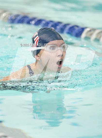 Thumbnail 2 in Warren Woods-Tower vs. Cousino (Titan Relays) photogallery.