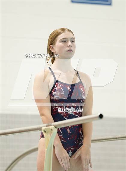 Thumbnail 2 in Warren Woods-Tower vs. Cousino (Titan Relays) photogallery.