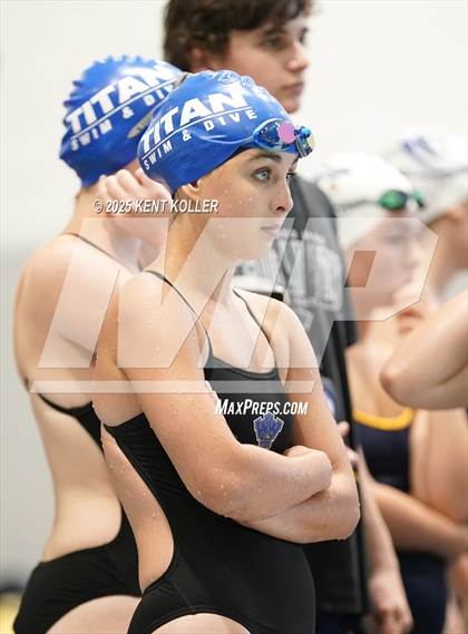 Thumbnail 1 in Warren Woods-Tower vs. Cousino (Titan Relays) photogallery.