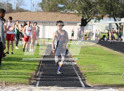 Thumbnail 3 in Springstead Invitational photogallery.
