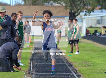 Thumbnail 2 in Springstead Invitational photogallery.