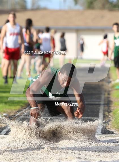 Thumbnail 3 in Springstead Invitational photogallery.