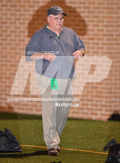 Thumbnail 3 in Gunter vs. Henrietta (UIL 3A Division 2 Region 2 Bi-District) photogallery.