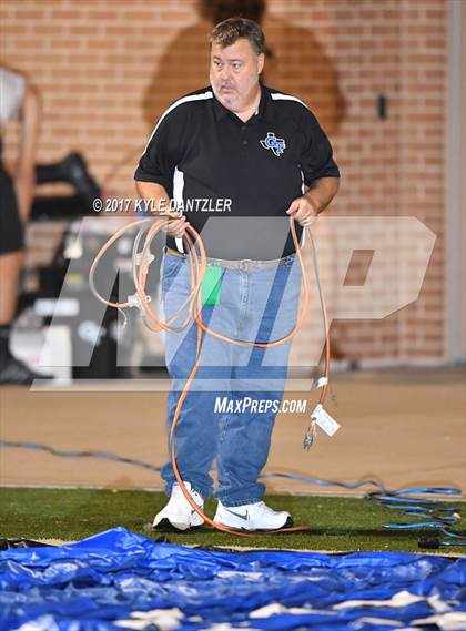 Thumbnail 1 in Gunter vs. Henrietta (UIL 3A Division 2 Region 2 Bi-District) photogallery.