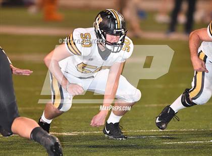 Thumbnail 2 in Gunter vs. Henrietta (UIL 3A Division 2 Region 2 Bi-District) photogallery.