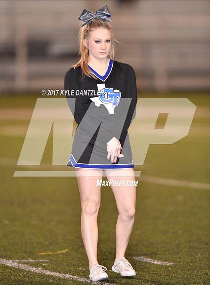 Thumbnail 2 in Gunter vs. Henrietta (UIL 3A Division 2 Region 2 Bi-District) photogallery.