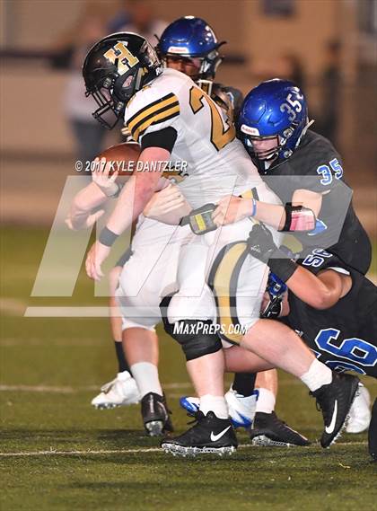 Thumbnail 1 in Gunter vs. Henrietta (UIL 3A Division 2 Region 2 Bi-District) photogallery.