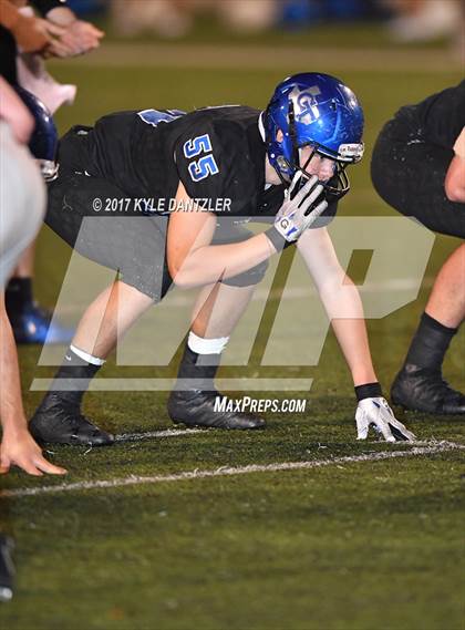 Thumbnail 3 in Gunter vs. Henrietta (UIL 3A Division 2 Region 2 Bi-District) photogallery.