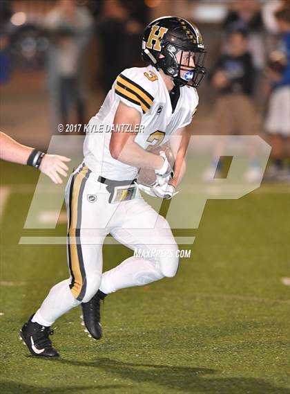 Thumbnail 3 in Gunter vs. Henrietta (UIL 3A Division 2 Region 2 Bi-District) photogallery.