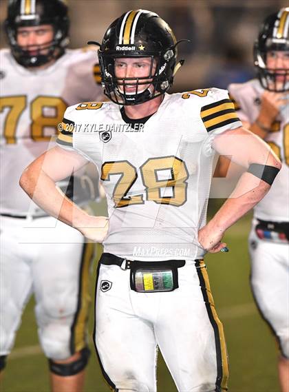 Thumbnail 3 in Gunter vs. Henrietta (UIL 3A Division 2 Region 2 Bi-District) photogallery.