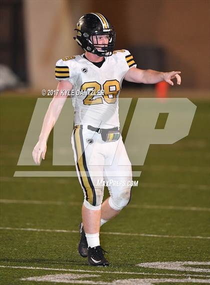 Thumbnail 3 in Gunter vs. Henrietta (UIL 3A Division 2 Region 2 Bi-District) photogallery.