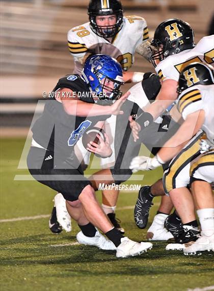 Thumbnail 1 in Gunter vs. Henrietta (UIL 3A Division 2 Region 2 Bi-District) photogallery.