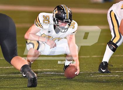 Thumbnail 3 in Gunter vs. Henrietta (UIL 3A Division 2 Region 2 Bi-District) photogallery.