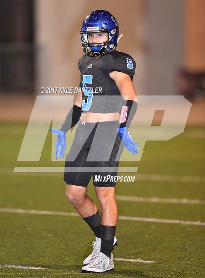 Thumbnail 3 in Gunter vs. Henrietta (UIL 3A Division 2 Region 2 Bi-District) photogallery.