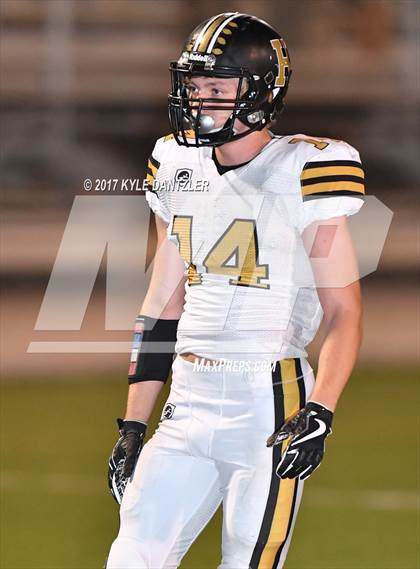 Thumbnail 3 in Gunter vs. Henrietta (UIL 3A Division 2 Region 2 Bi-District) photogallery.