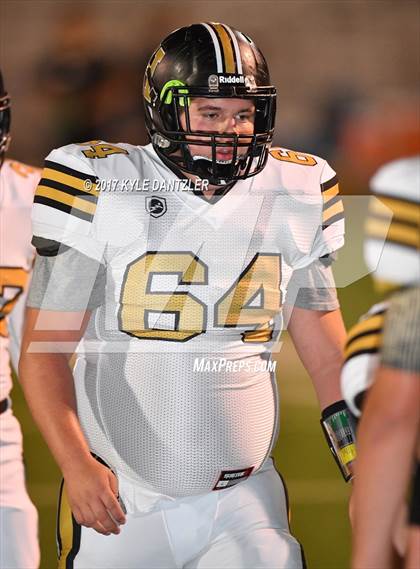 Thumbnail 1 in Gunter vs. Henrietta (UIL 3A Division 2 Region 2 Bi-District) photogallery.