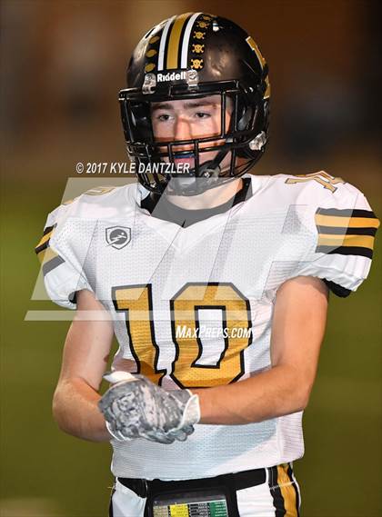 Thumbnail 1 in Gunter vs. Henrietta (UIL 3A Division 2 Region 2 Bi-District) photogallery.