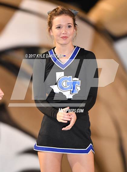 Thumbnail 3 in Gunter vs. Henrietta (UIL 3A Division 2 Region 2 Bi-District) photogallery.