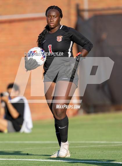 Thumbnail 2 in Ardrey Kell vs. Ashley (NCHSAA 4A - Final) photogallery.