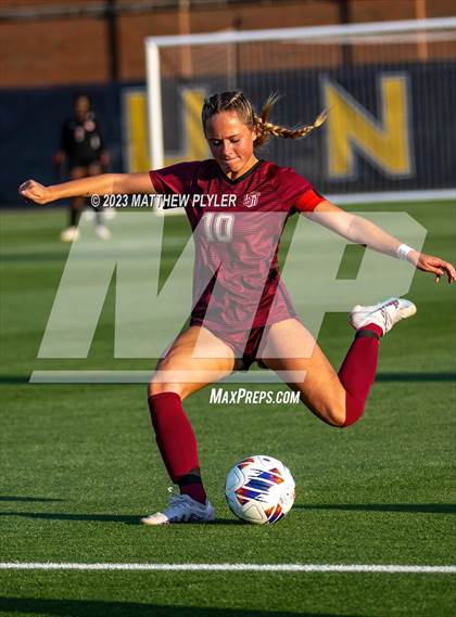 Thumbnail 2 in Ardrey Kell vs. Ashley (NCHSAA 4A - Final) photogallery.