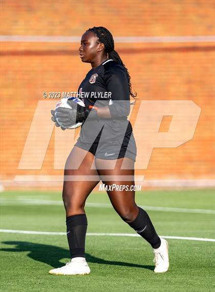 Thumbnail 2 in Ardrey Kell vs. Ashley (NCHSAA 4A - Final) photogallery.