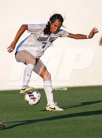 Thumbnail 3 in Ardrey Kell vs. Ashley (NCHSAA 4A - Final) photogallery.