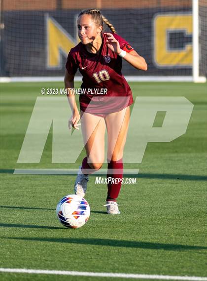 Thumbnail 2 in Ardrey Kell vs. Ashley (NCHSAA 4A - Final) photogallery.