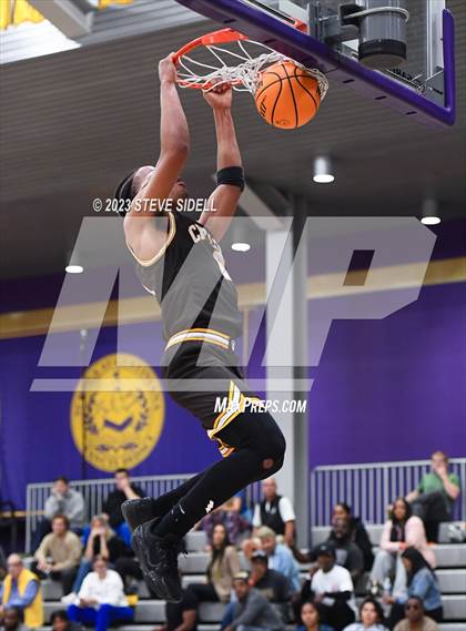 Thumbnail 1 in Crespi vs. Dougherty Valley (The Holiday Classic) photogallery.