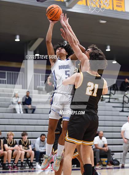 Thumbnail 2 in Crespi vs. Dougherty Valley (The Holiday Classic) photogallery.