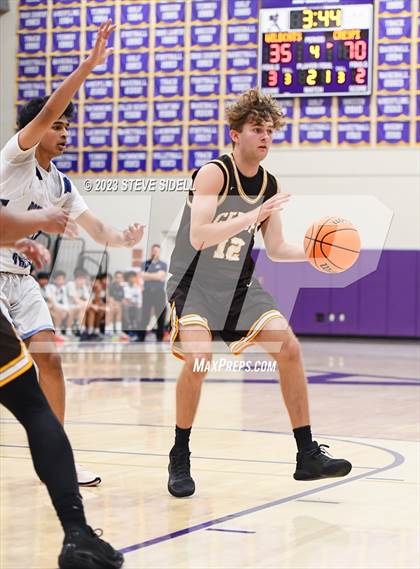 Thumbnail 2 in Crespi vs. Dougherty Valley (The Holiday Classic) photogallery.