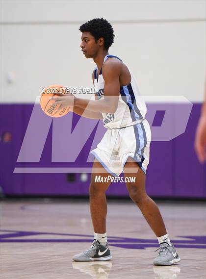 Thumbnail 1 in Crespi vs. Dougherty Valley (The Holiday Classic) photogallery.