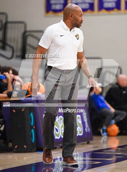 Thumbnail 2 in Crespi vs. Dougherty Valley (The Holiday Classic) photogallery.