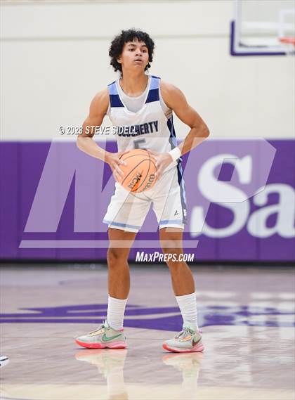 Thumbnail 1 in Crespi vs. Dougherty Valley (The Holiday Classic) photogallery.