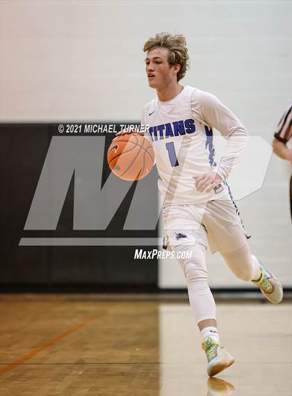 Thumbnail 3 in Idaho State All Star Game 2021 photogallery.