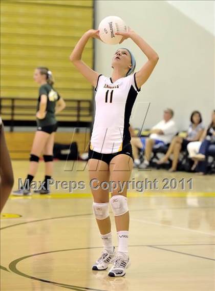 Thumbnail 2 in Bishop Montgomery vs Frontier (Aloha Cougar Classic) photogallery.