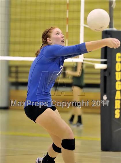 Thumbnail 3 in Bishop Montgomery vs Frontier (Aloha Cougar Classic) photogallery.