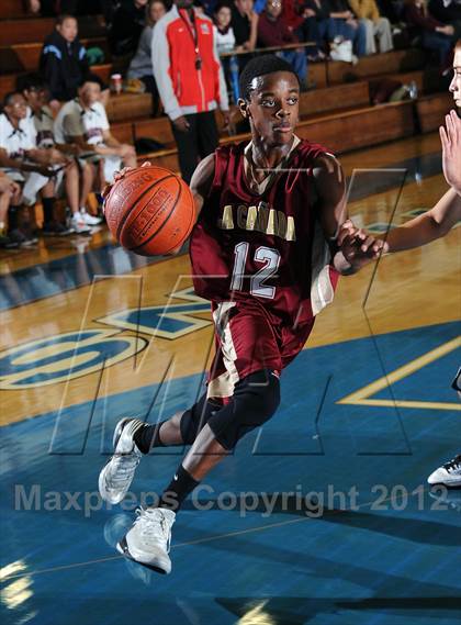 Thumbnail 2 in La Canada vs. Maranatha (San Marino Tournament) photogallery.