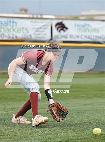 Thumbnail 2 in Desert Mountain vs. Willow Canyon (AIA 5A Round 2 Playoff) photogallery.