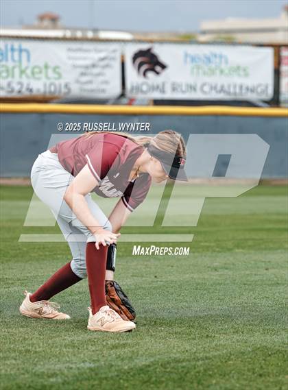 Thumbnail 3 in Desert Mountain vs. Willow Canyon (AIA 5A Round 2 Playoff) photogallery.