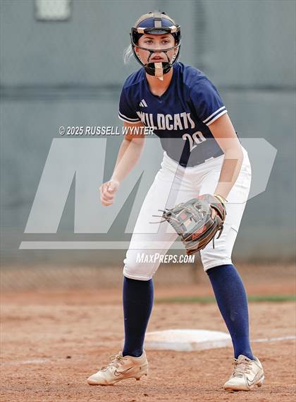 Thumbnail 3 in Desert Mountain vs. Willow Canyon (AIA 5A Round 2 Playoff) photogallery.