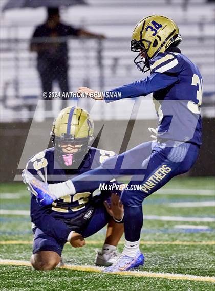 Thumbnail 2 in Vanden @ West Park (CIF SJS D3 Semifinal) photogallery.