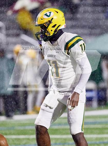 Thumbnail 1 in Vanden @ West Park (CIF SJS D3 Semifinal) photogallery.