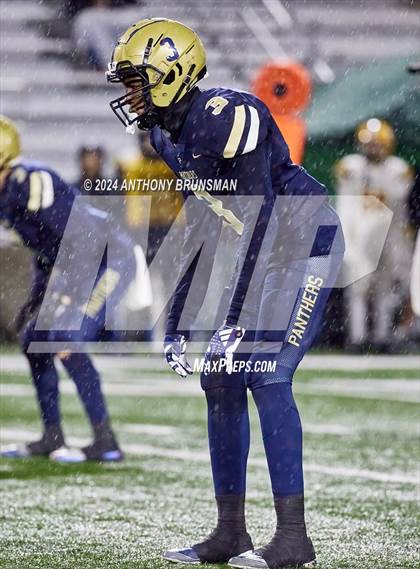 Thumbnail 1 in Vanden @ West Park (CIF SJS D3 Semifinal) photogallery.