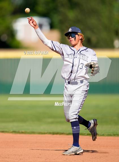 Thumbnail 2 in Christian Brothers vs. Central Catholic (CIF SJS D3 Playoff) photogallery.